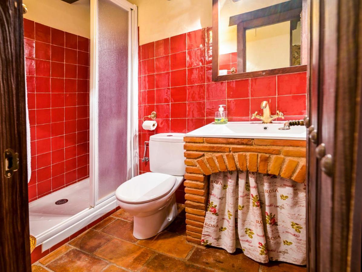 'el Charcon' Casa Con Piscina Compartida * Torrico